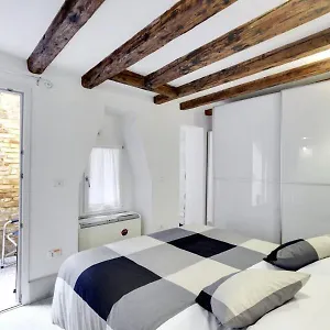  Apartment Cozy Up To 4 In Biennale Giardini By Bricola